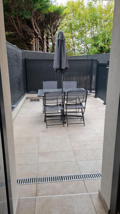 Poisy T2 Terrasse Parking 5 Min D'Annecy Apartamento Exterior foto